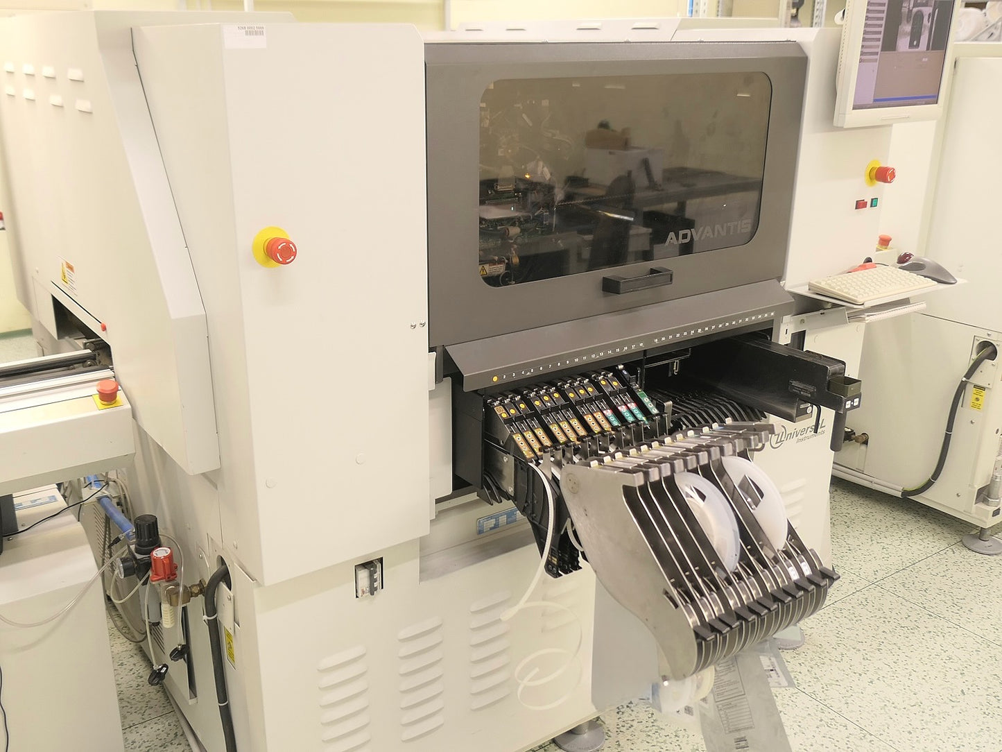 Universal AC30, P&P, vintage 2006 with feeders and accessories