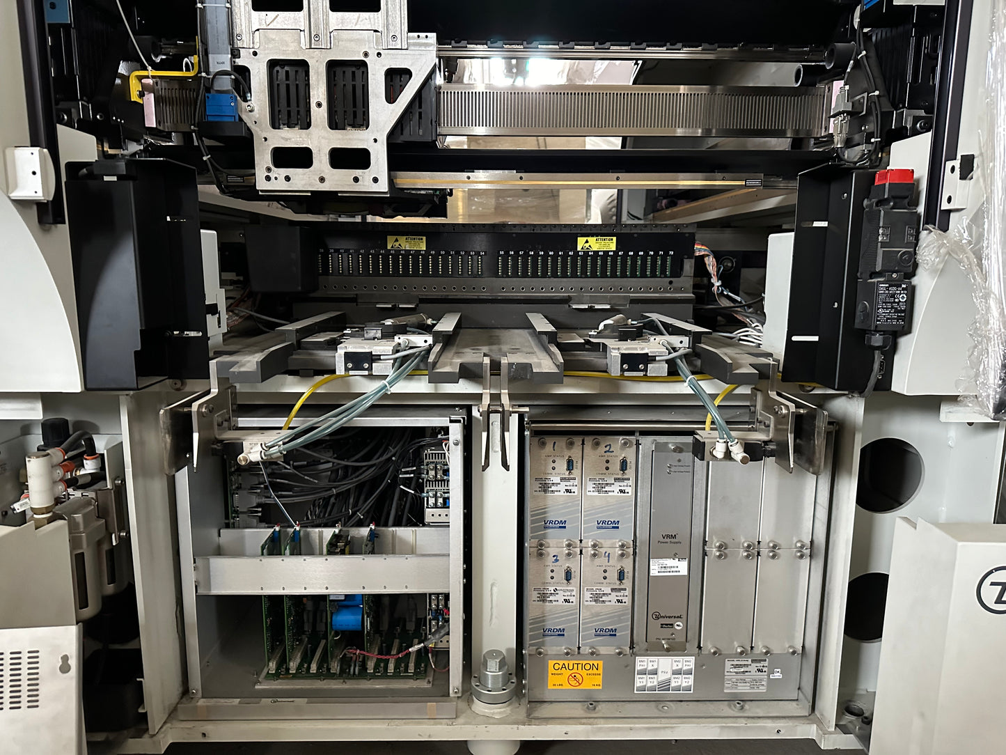 Universal Genesis GC-30S, annata 2011