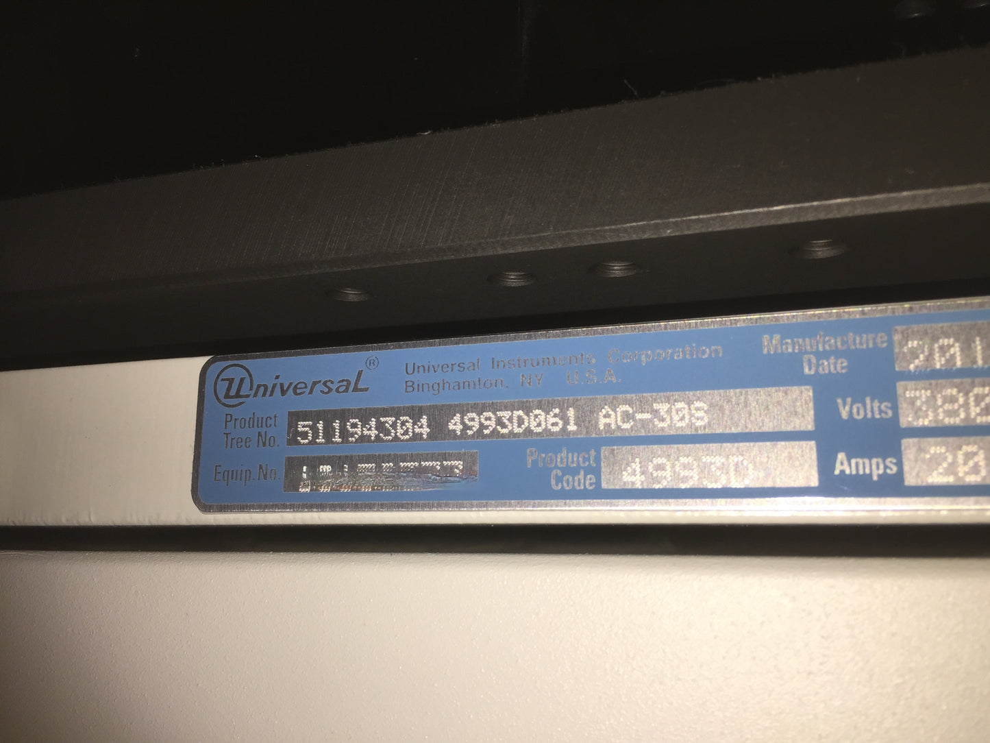 Universal Advantis, vintage 2011, 2 units available