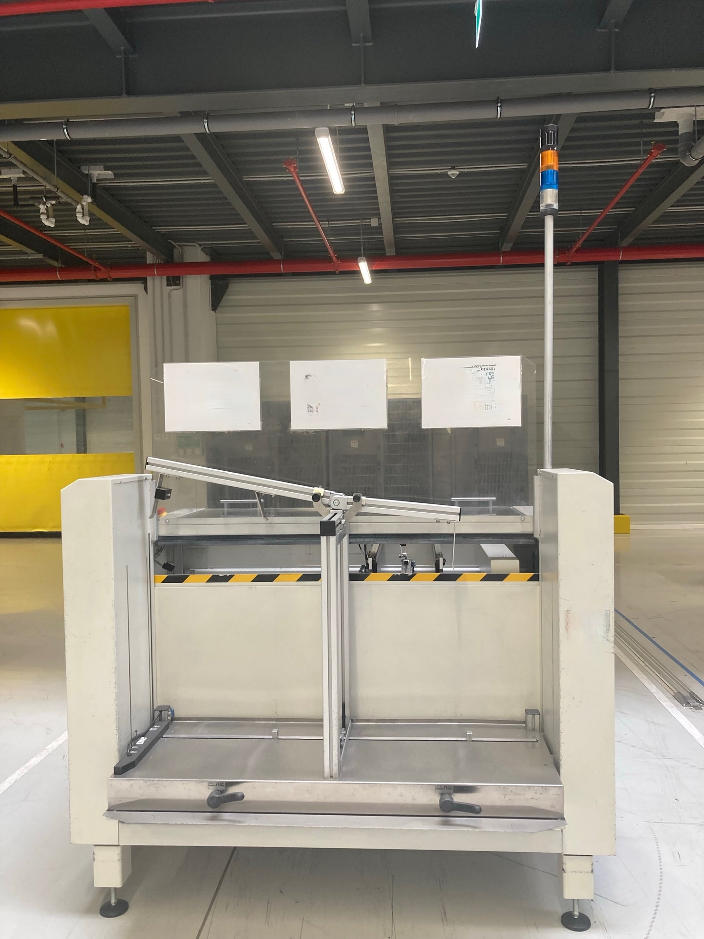 ASYS AMS 03D, loader, vintage 2013 (12 units available)