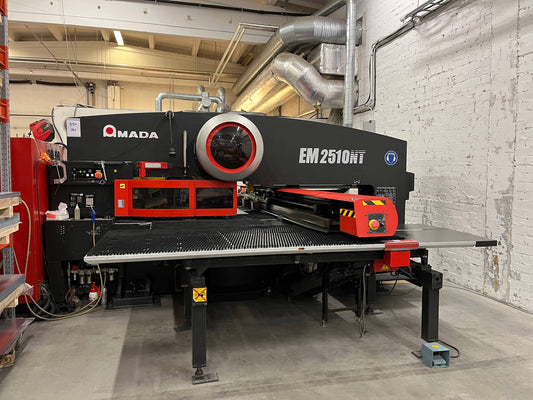 AMADA EM2510NT, vintage 2004